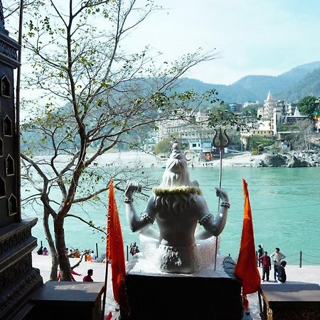 ホテル Vedic Dham Ganga リシケーシュ エクステリア 写真