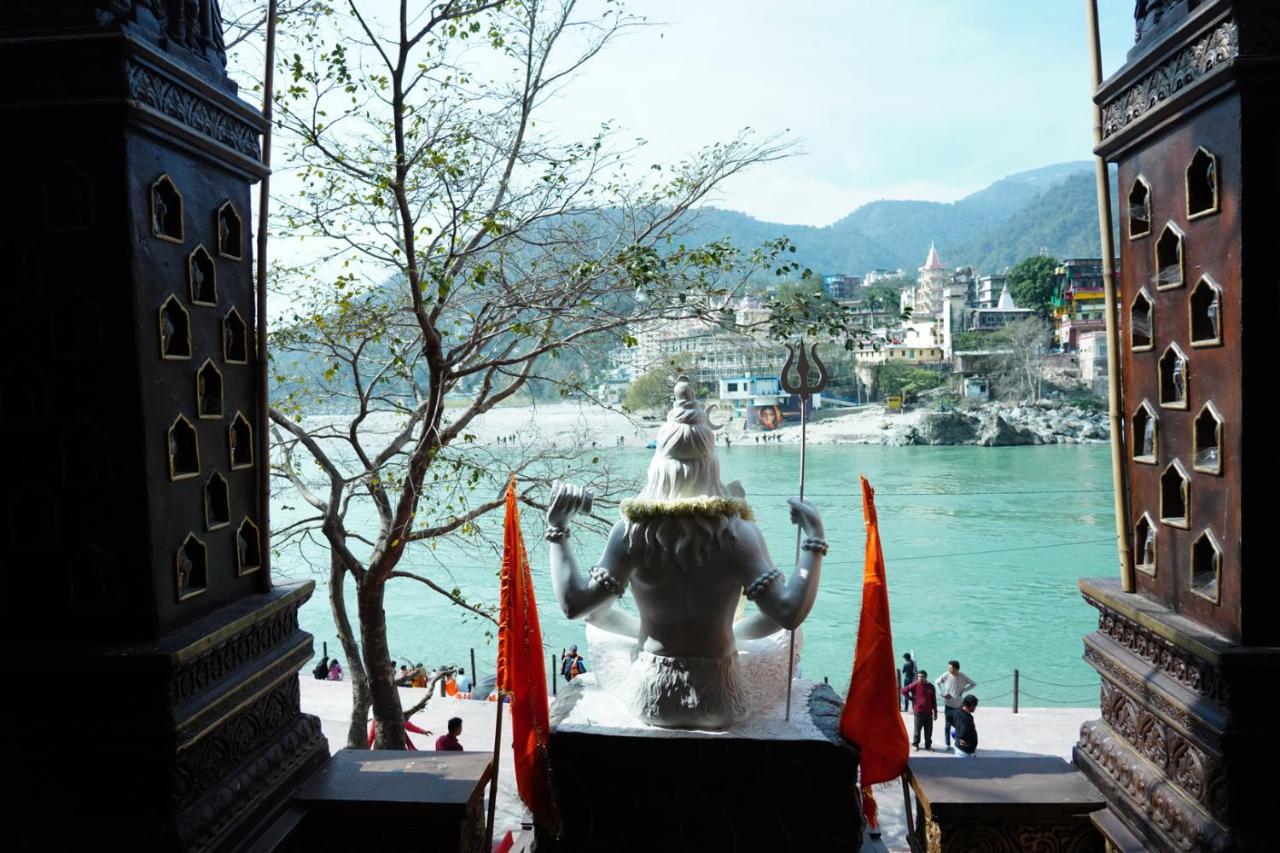 ホテル Vedic Dham Ganga リシケーシュ エクステリア 写真